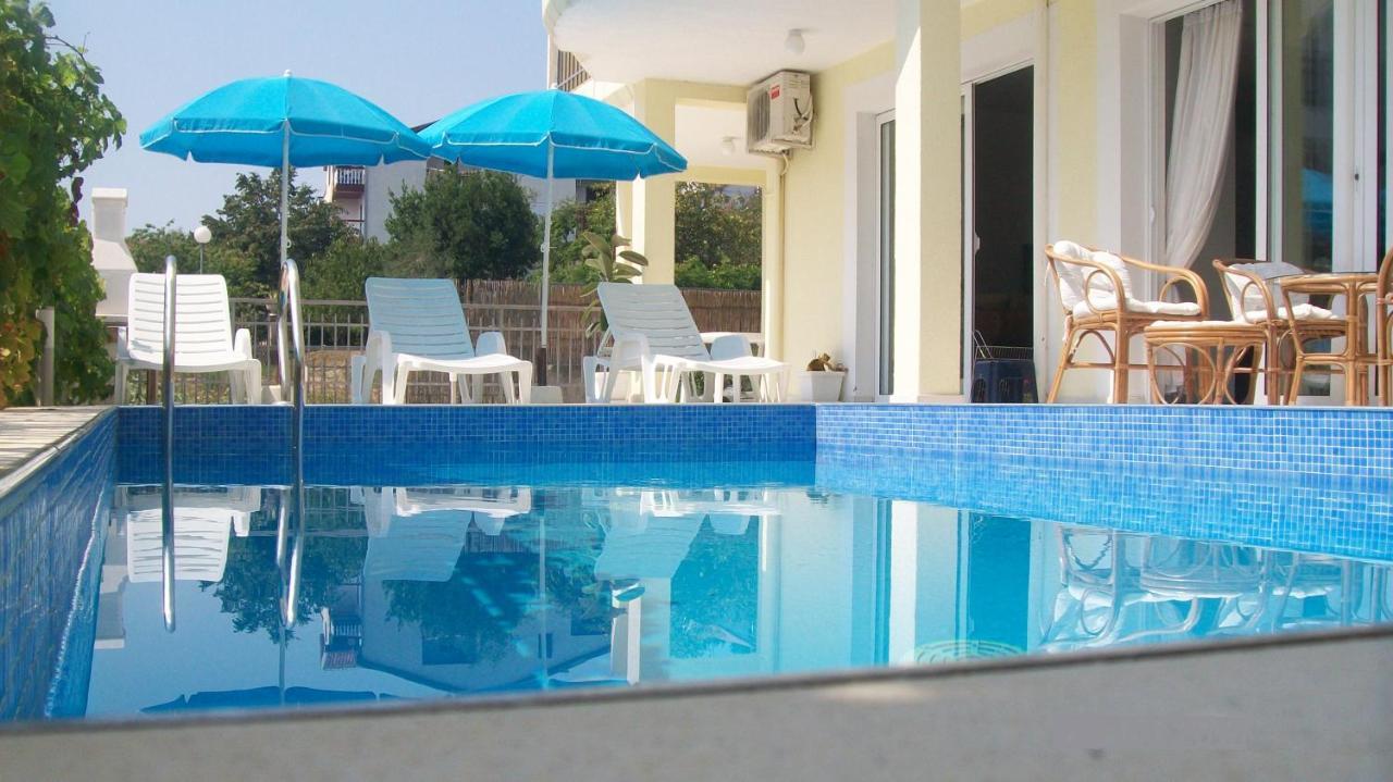 Villa Marko Херцег Нови Екстериор снимка